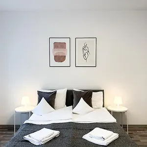 Comfy At Siebertgasse Apartment
