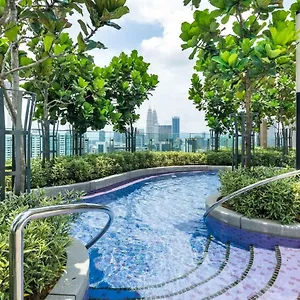 https://infinity-skypool-the-robertson-kl.kualalumpurs-hotels.com